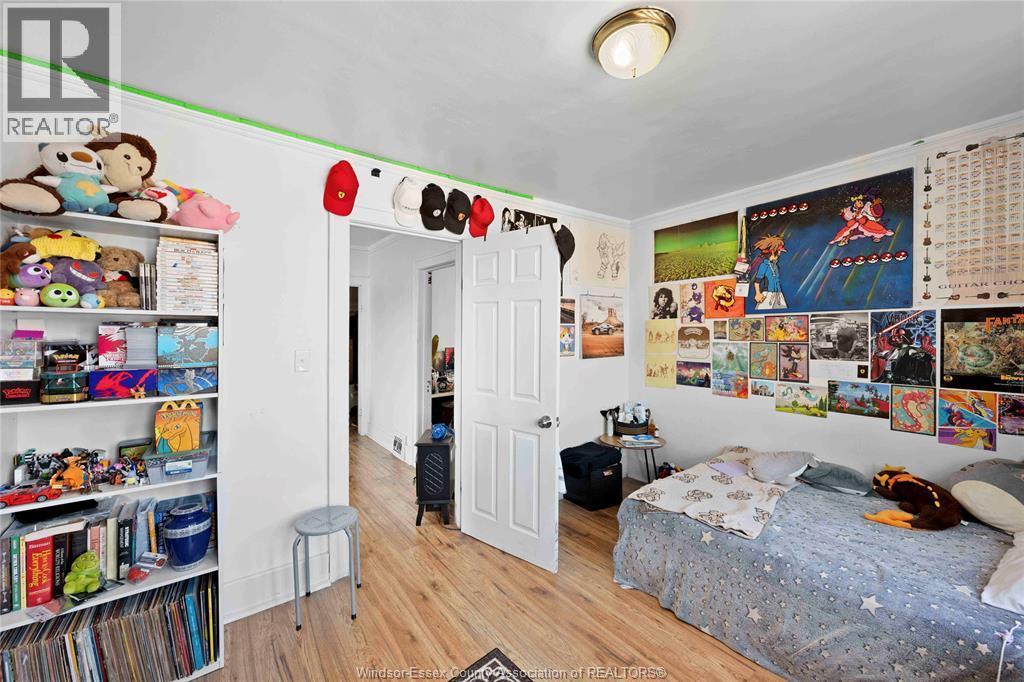 1839 St. Luke, Windsor, ON - Indoor