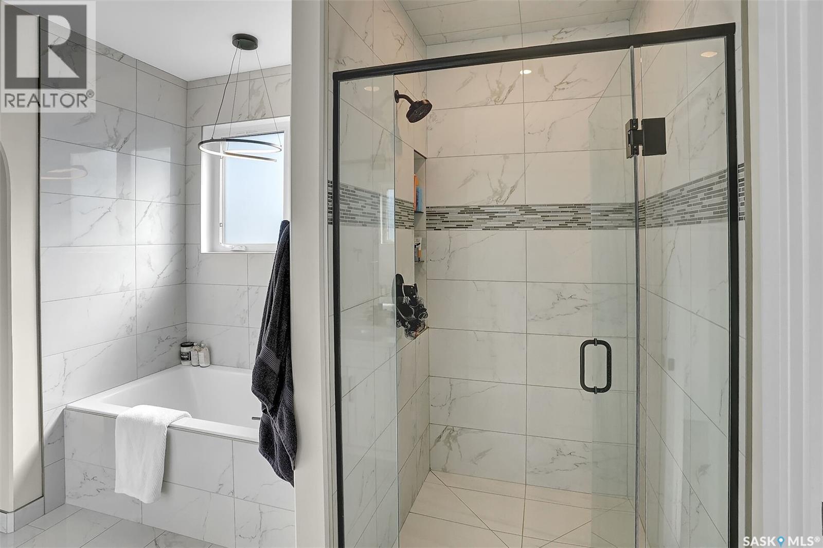 4244 Elderberry Crescent E, Regina, SK - Indoor Photo Showing Bathroom