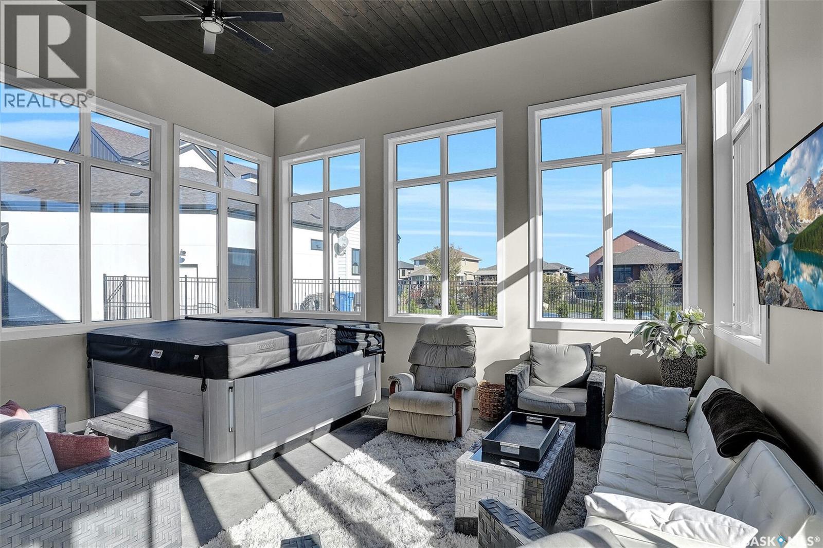 4244 Elderberry Crescent E, Regina, SK - Indoor