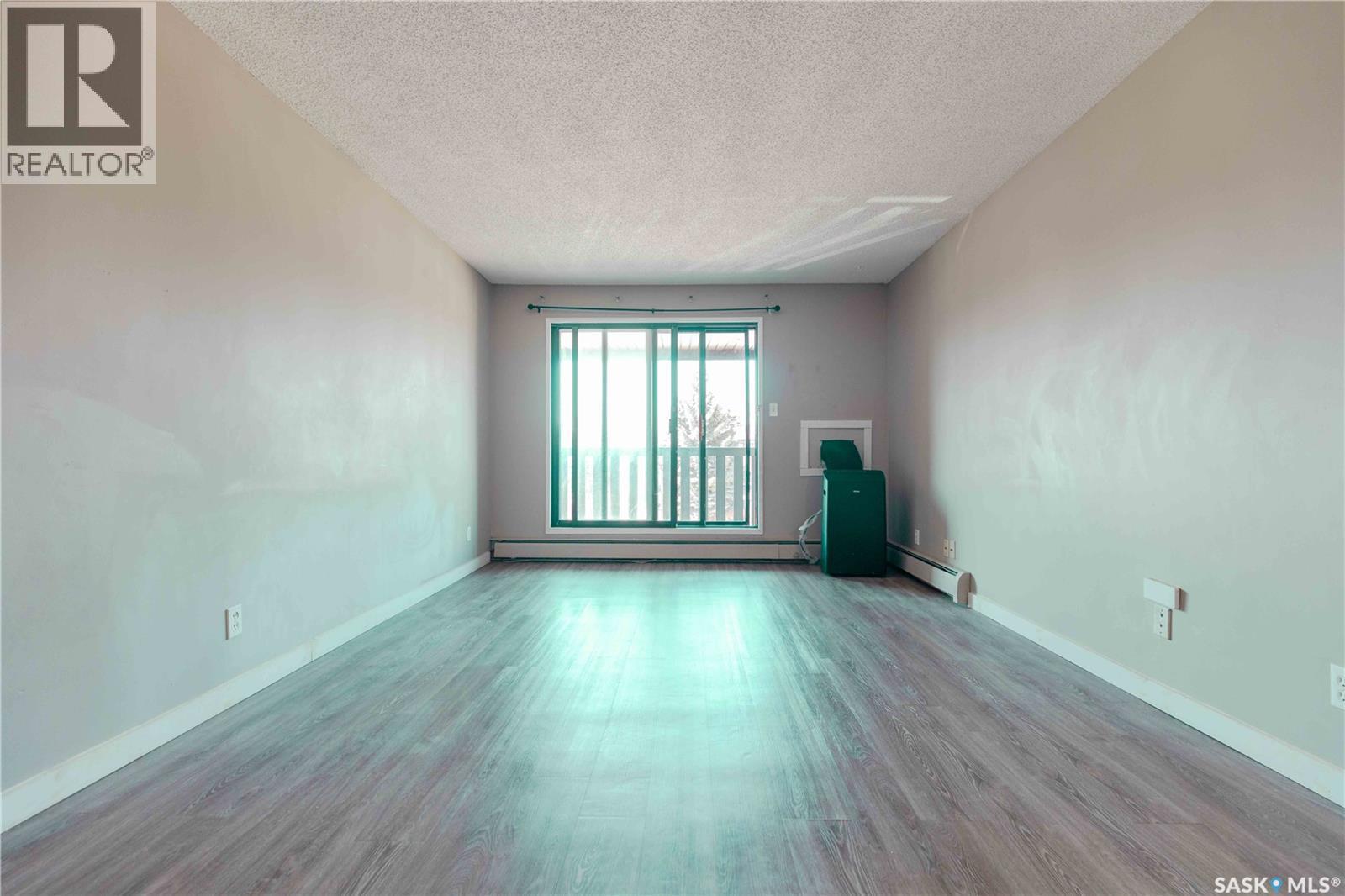 310 311 Tait Crescent, Saskatoon, SK - Indoor Photo Showing Other Room