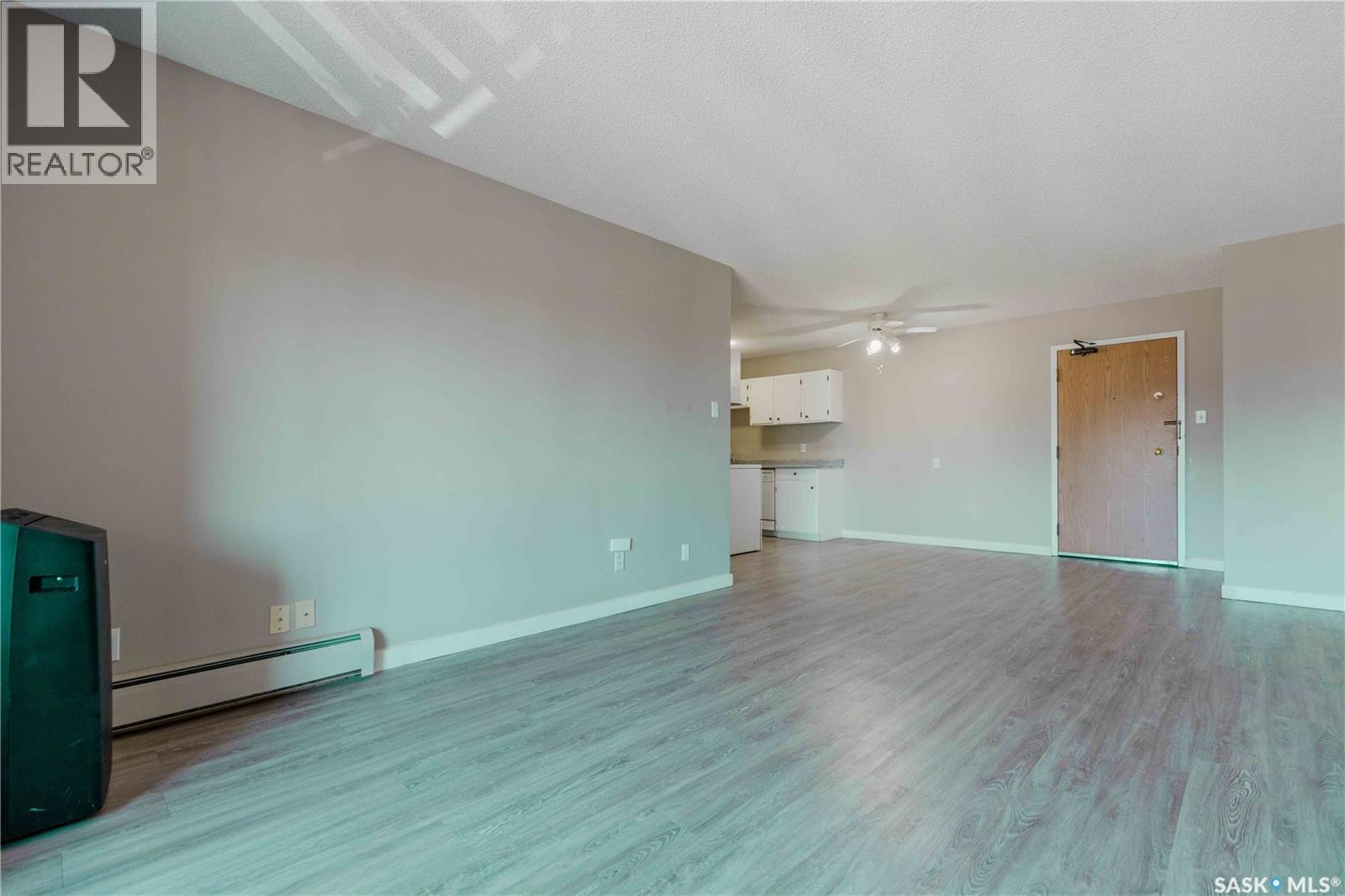 310 311 Tait Crescent, Saskatoon, SK - Indoor Photo Showing Other Room