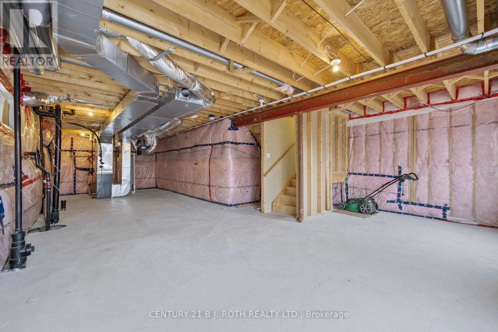 17 Bedford Estates Crescent, Barrie, ON - Indoor Photo Showing Basement