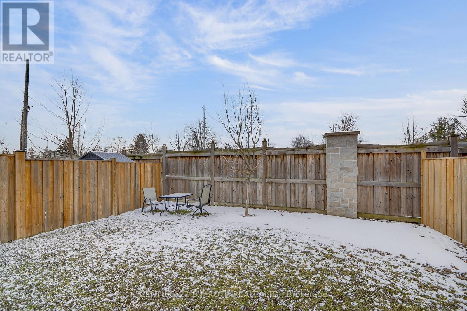 17 Bedford Estates Crescent, Barrie, ON - Outdoor