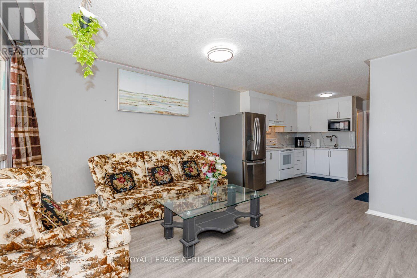 7256 Lancaster Avenue S, Mississauga, ON - Indoor