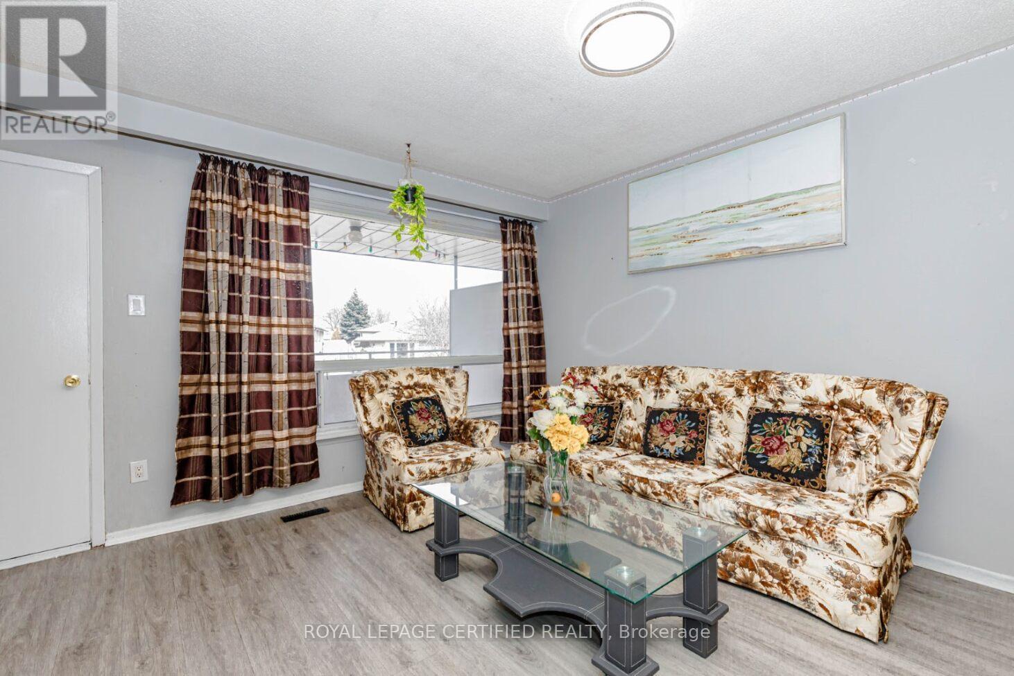 7256 Lancaster Avenue S, Mississauga, ON - Indoor