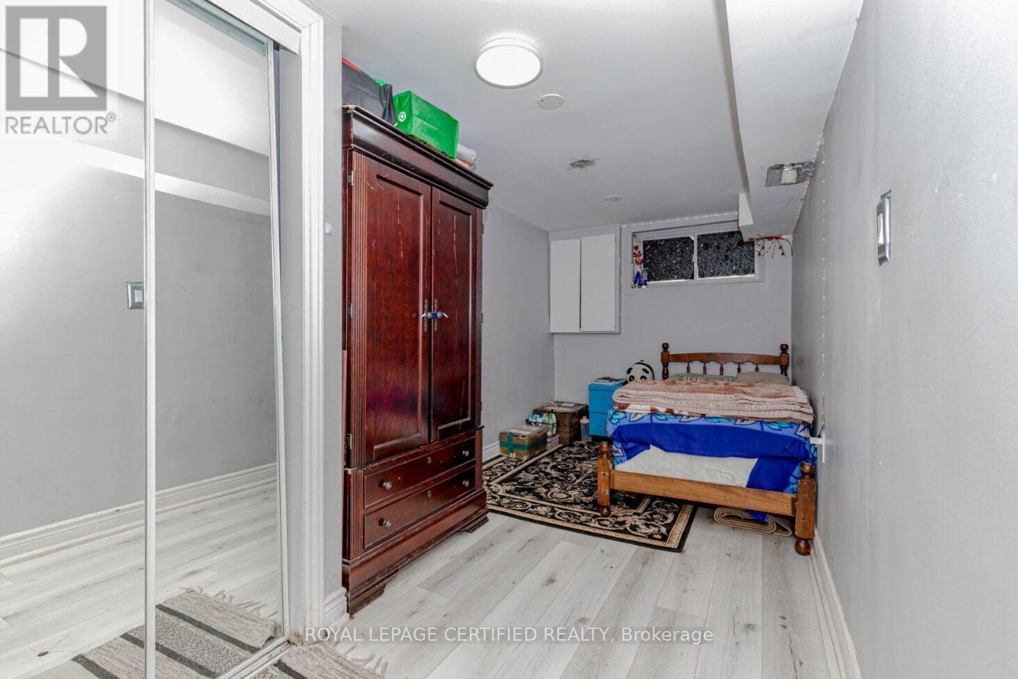 7256 Lancaster Avenue S, Mississauga, ON - Indoor