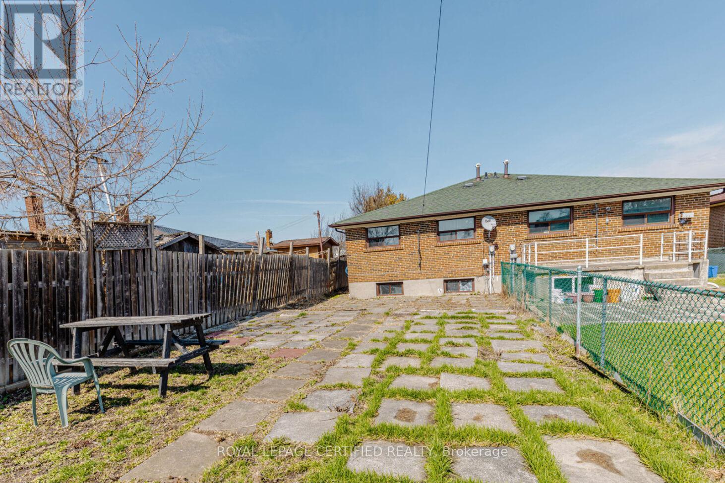 7256 Lancaster Avenue S, Mississauga, ON - Outdoor