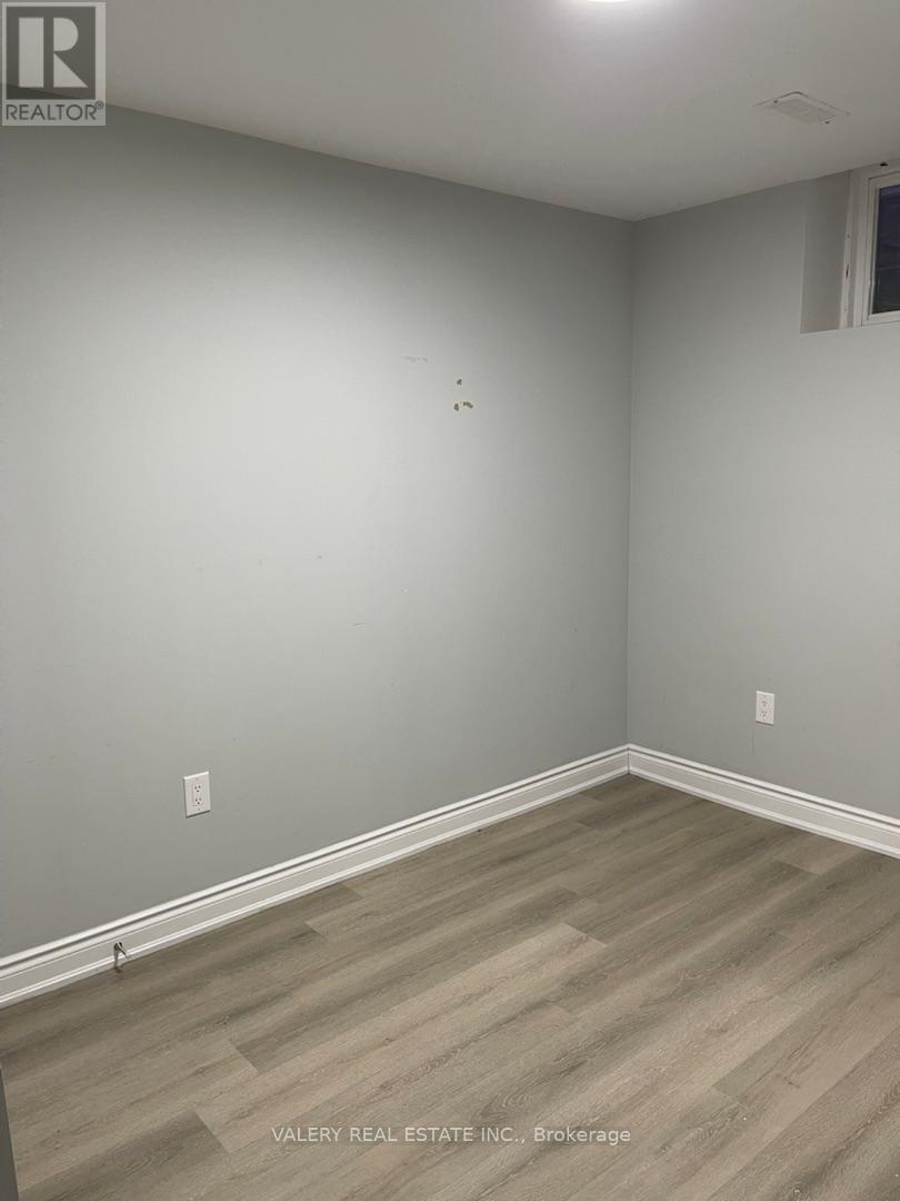 Lower - 13 Frampton Road, Brampton, ON - Indoor Photo Showing Other Room