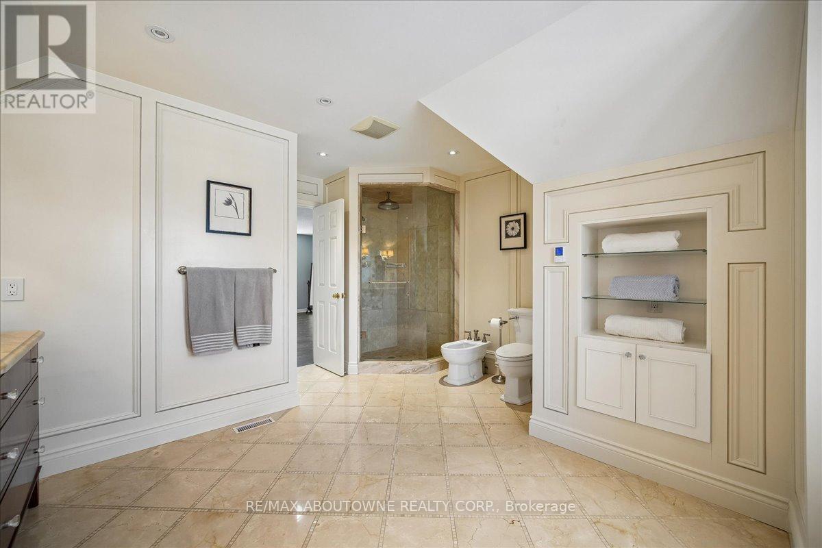 1494 The Links Drive, Oakville, ON - Indoor