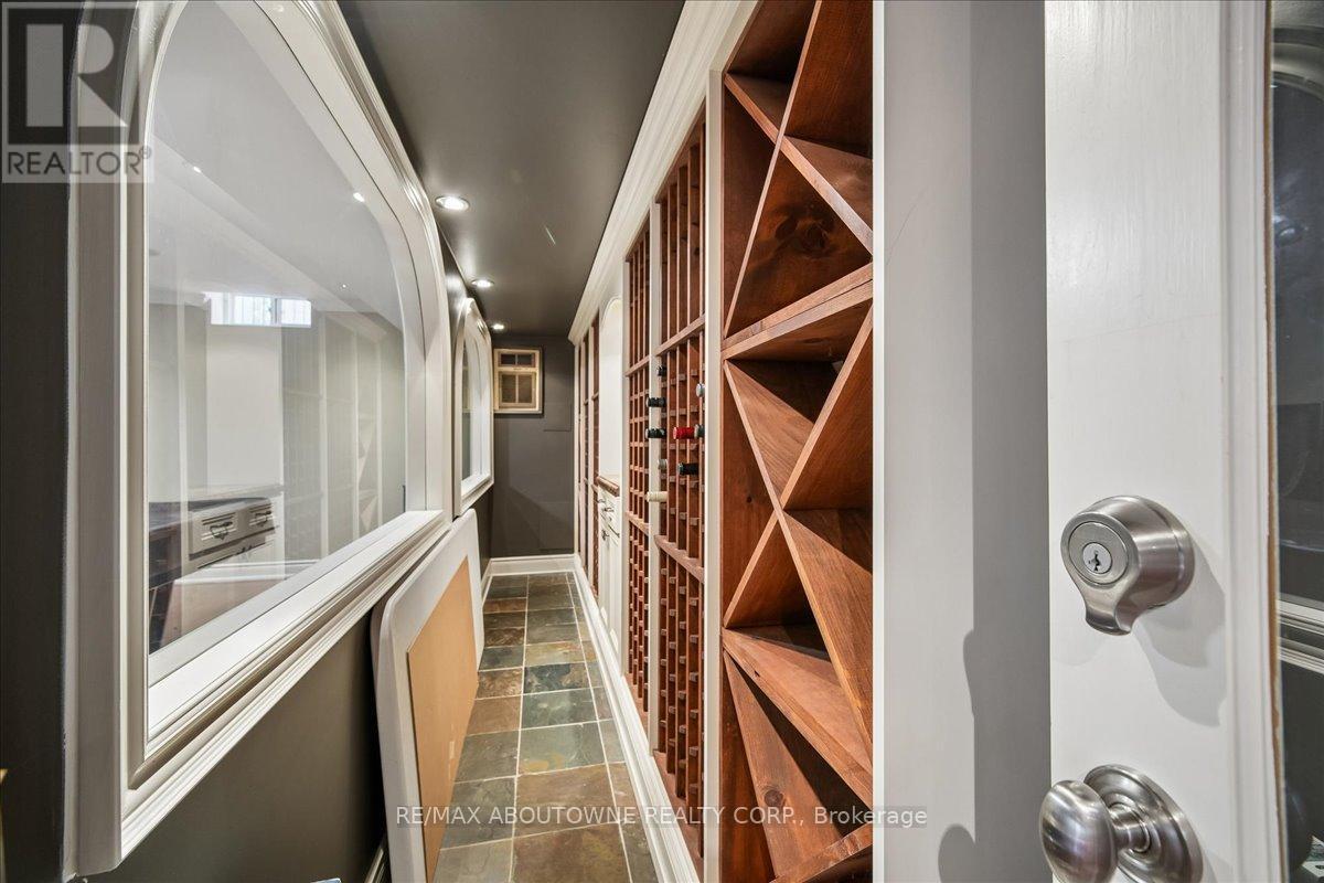1494 The Links Drive, Oakville, ON - Indoor Photo Showing Other Room