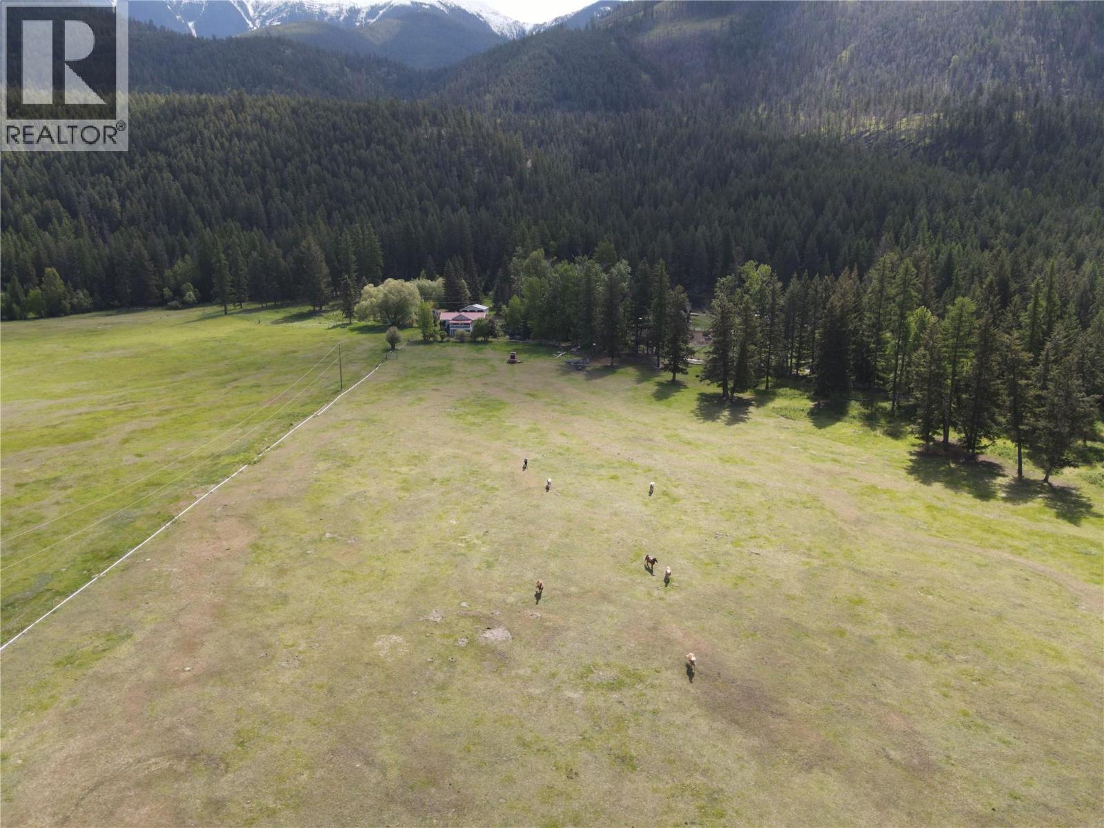 5888 Lazy Lake Road, Wasa, BC