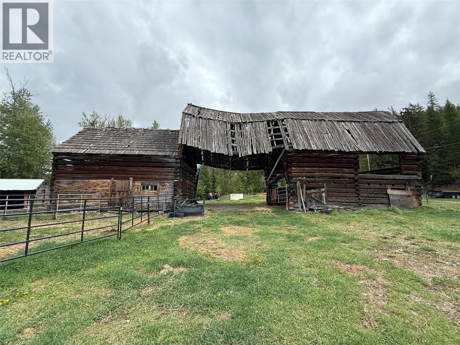 5888 Lazy Lake Road, Wasa, BC