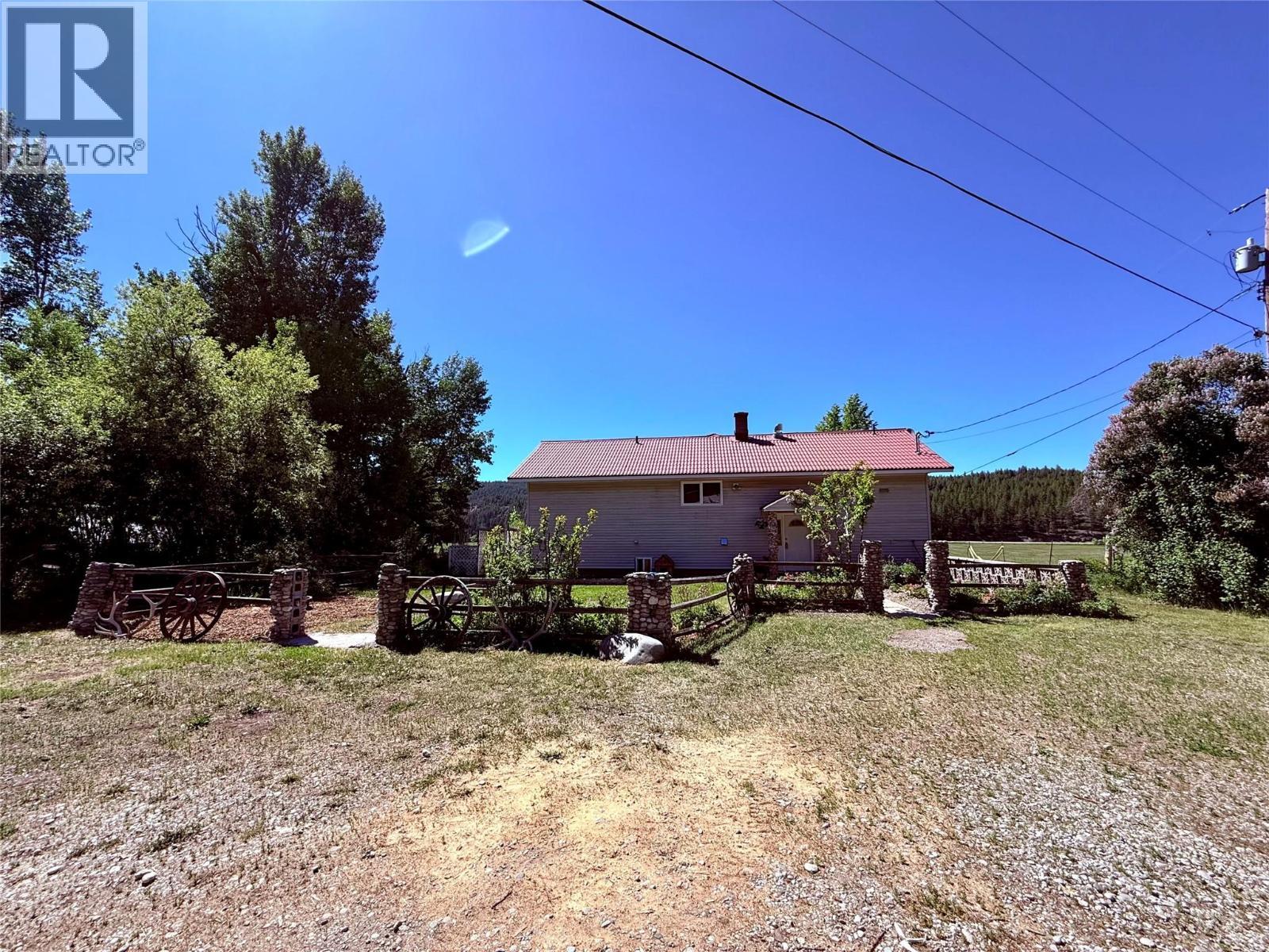 5888 Lazy Lake Road, Wasa, BC