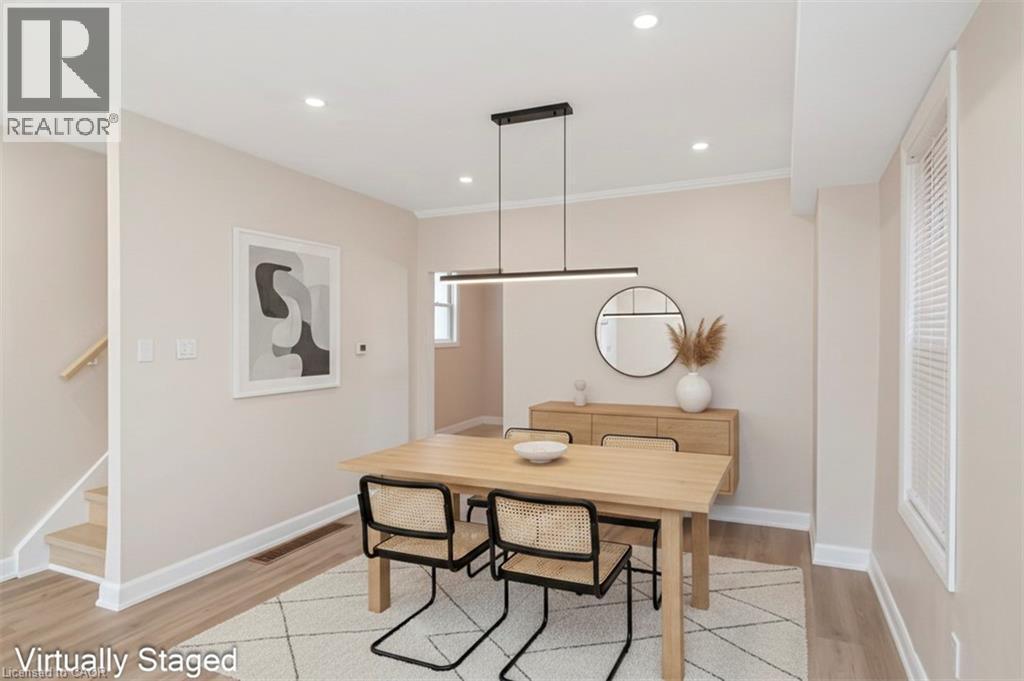 60 Keith Street, Hamilton, ON - Indoor Photo Showing Dining Room