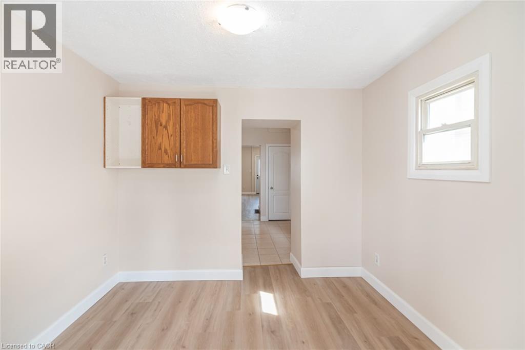 60 Keith Street, Hamilton, ON - Indoor Photo Showing Other Room