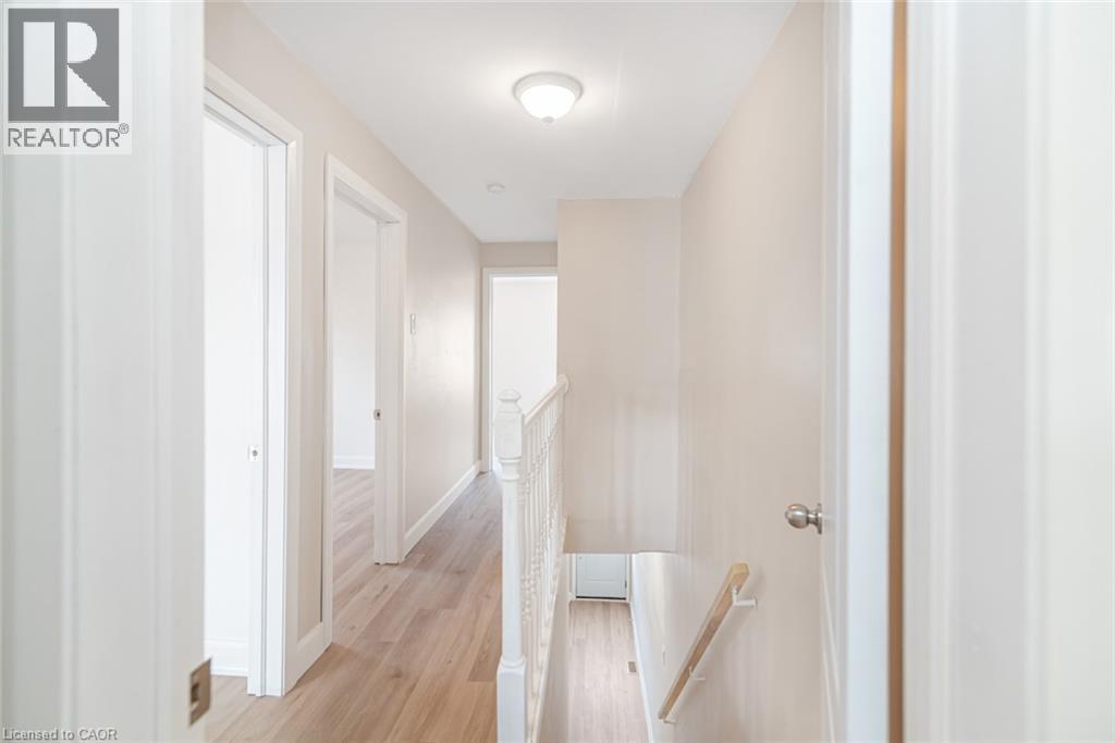60 Keith Street, Hamilton, ON - Indoor Photo Showing Other Room
