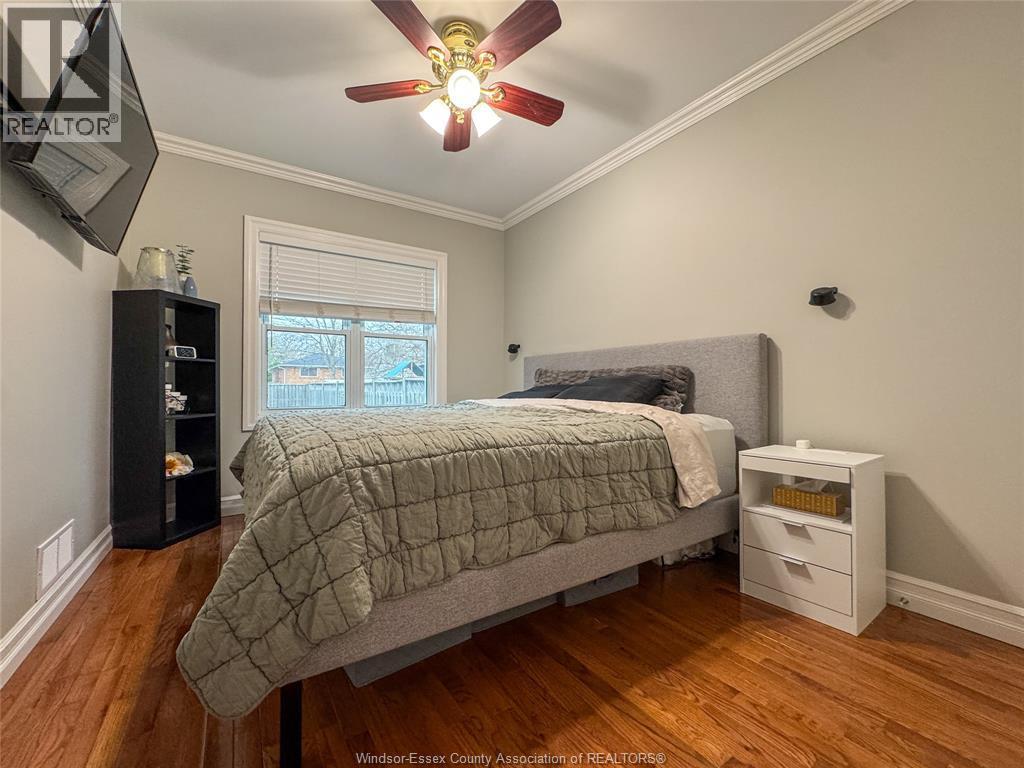 2579 Lloyd George, Windsor, ON - Indoor Photo Showing Bedroom