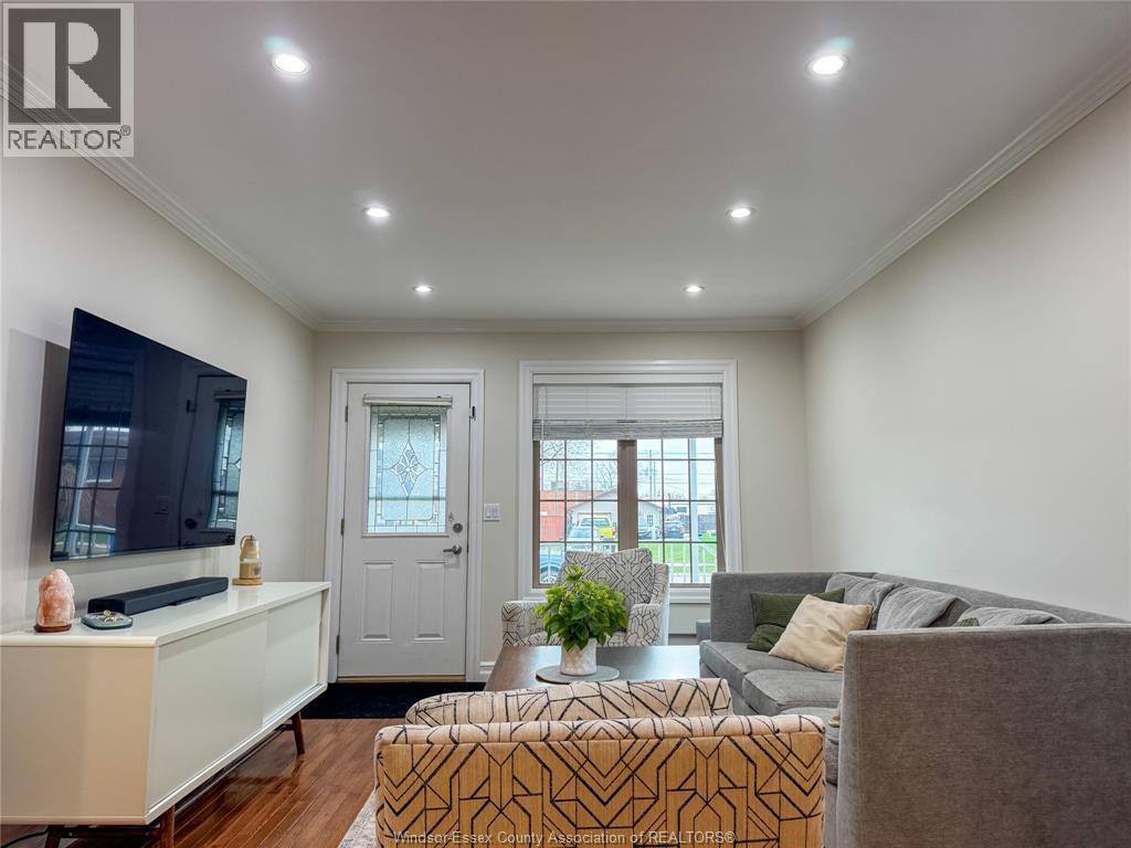 2579 Lloyd George, Windsor, ON - Indoor