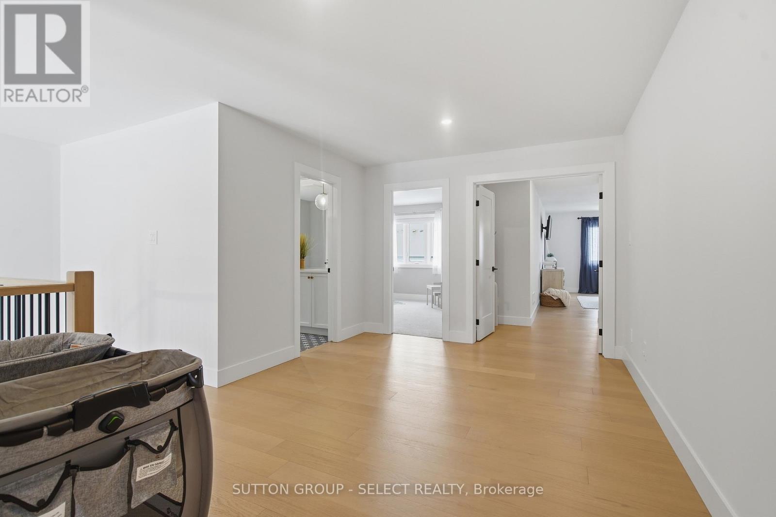 1886 Fountain Grass Drive, London South (South B), ON - Indoor Photo Showing Other Room