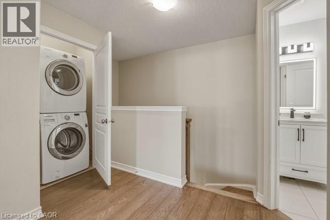 4128 Palermo Common, Burlington, ON - Indoor Photo Showing Laundry Room