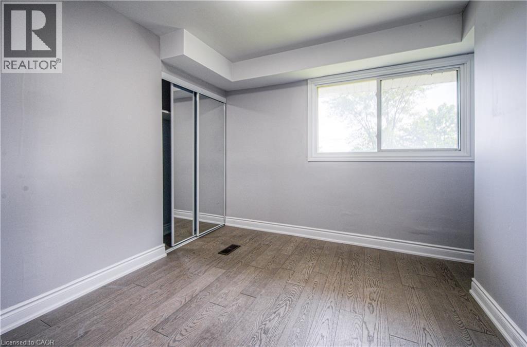 279 Dixon Street, Kitchener, ON - Indoor Photo Showing Other Room