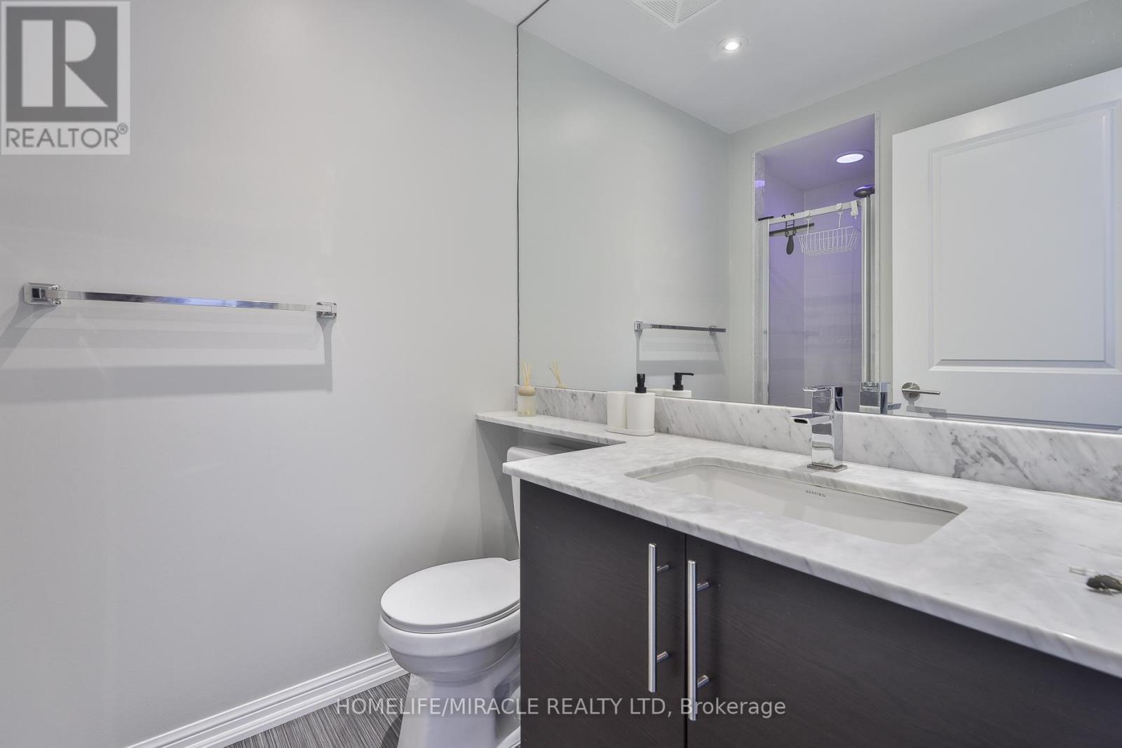 2815 - 125 Western Battery Road, Toronto, ON - Indoor Photo Showing Bathroom