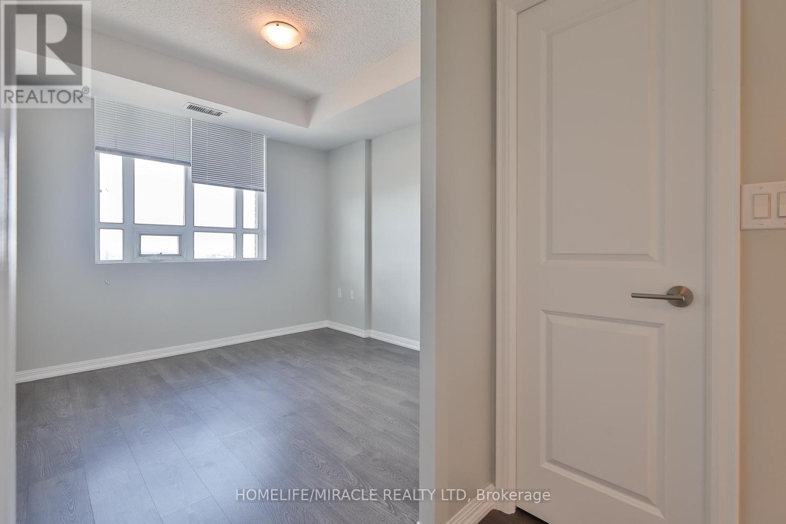 2815 - 125 Western Battery Road, Toronto, ON - Indoor Photo Showing Other Room