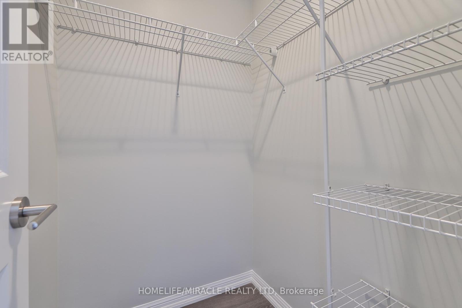 2815 - 125 Western Battery Road, Toronto, ON - Indoor With Storage