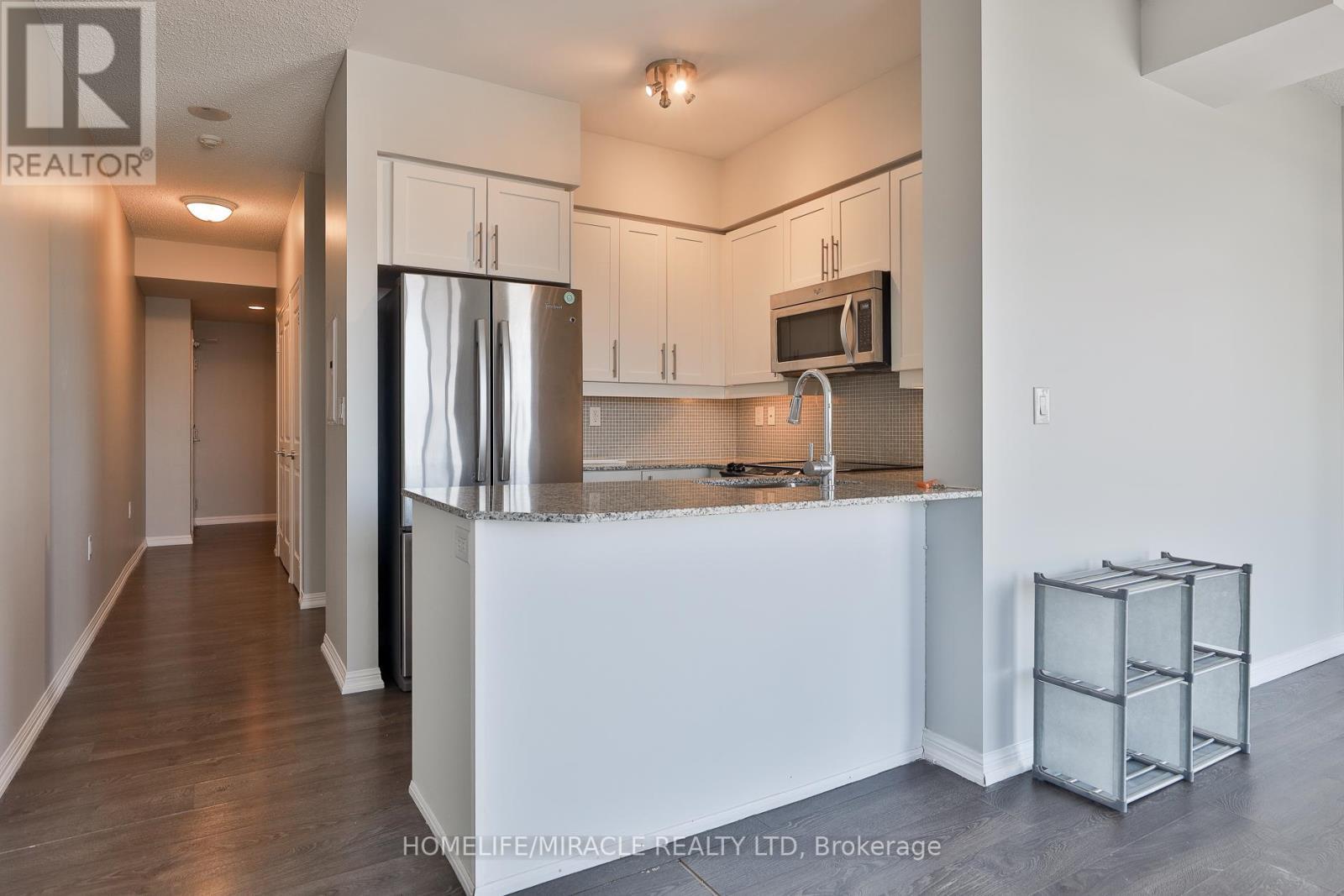 2815 - 125 Western Battery Road, Toronto, ON - Indoor Photo Showing Kitchen