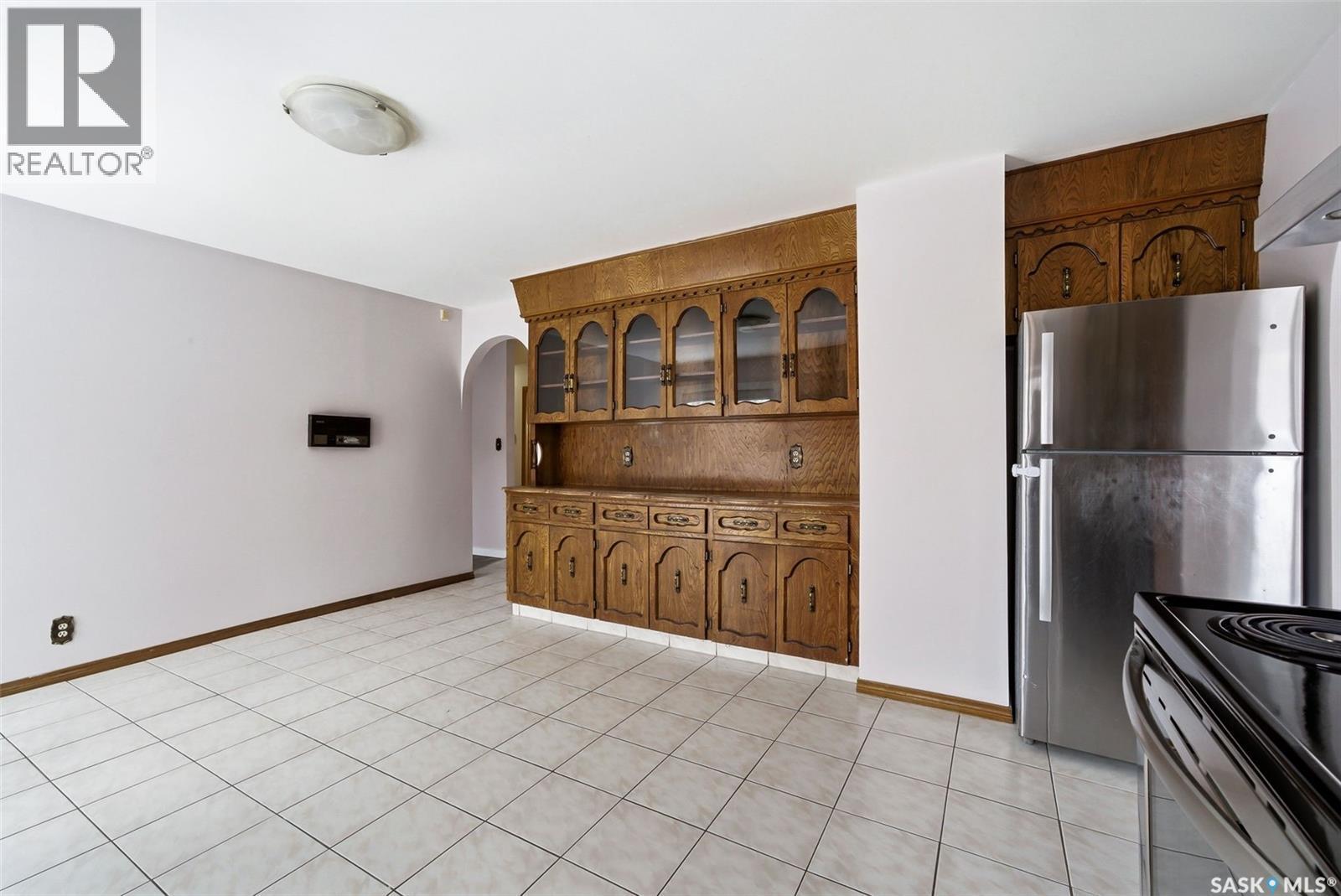 30 Dalhousie Way, Regina, SK - Indoor Photo Showing Kitchen
