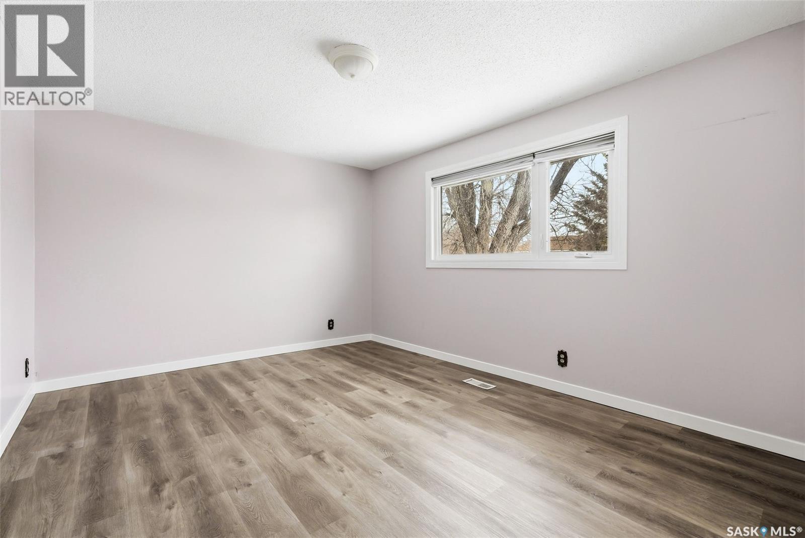 30 Dalhousie Way, Regina, SK - Indoor Photo Showing Other Room