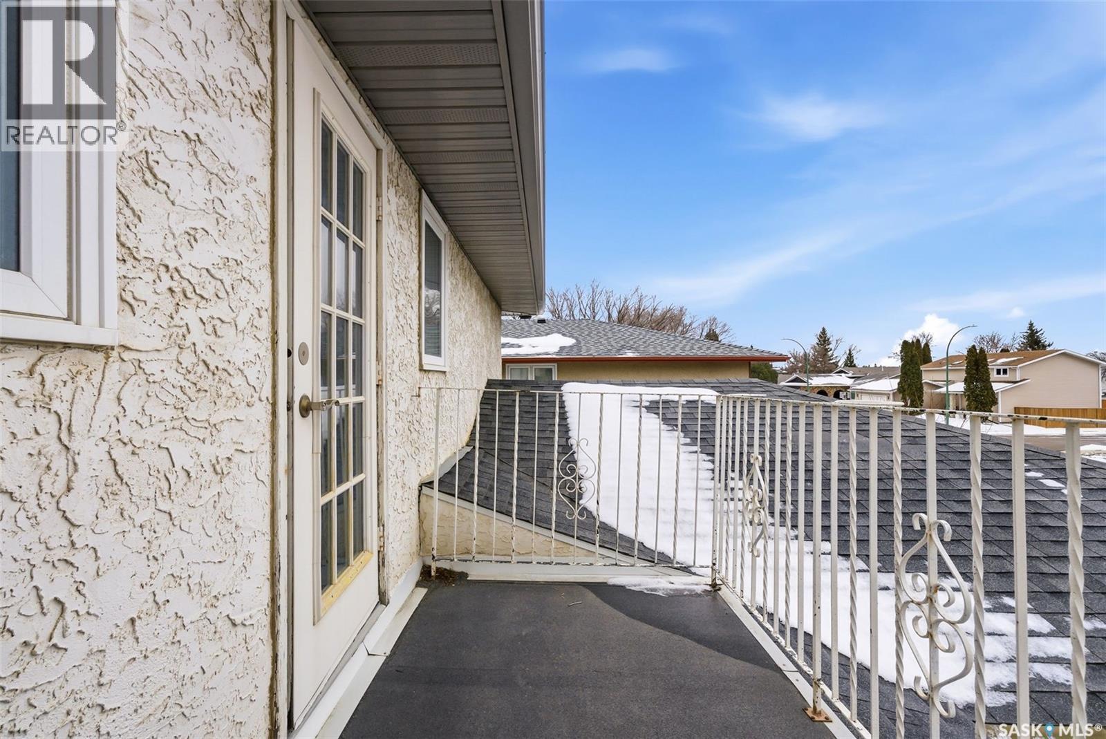 30 Dalhousie Way, Regina, SK - Outdoor