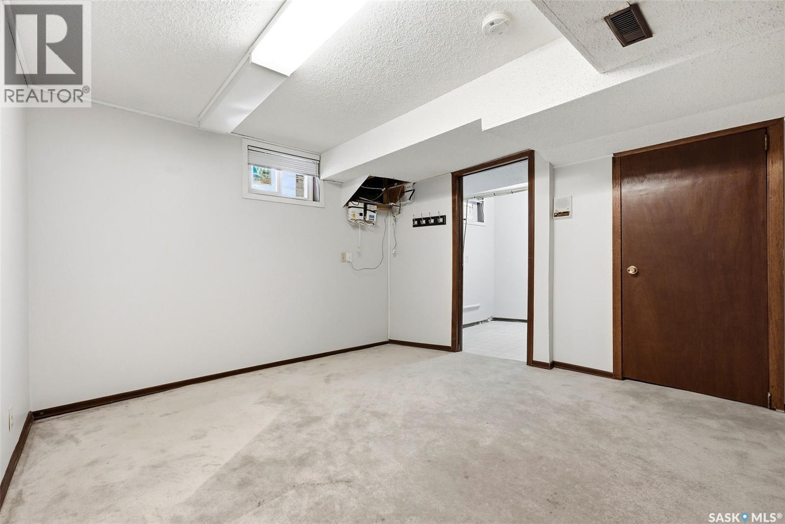 30 Dalhousie Way, Regina, SK - Indoor Photo Showing Other Room