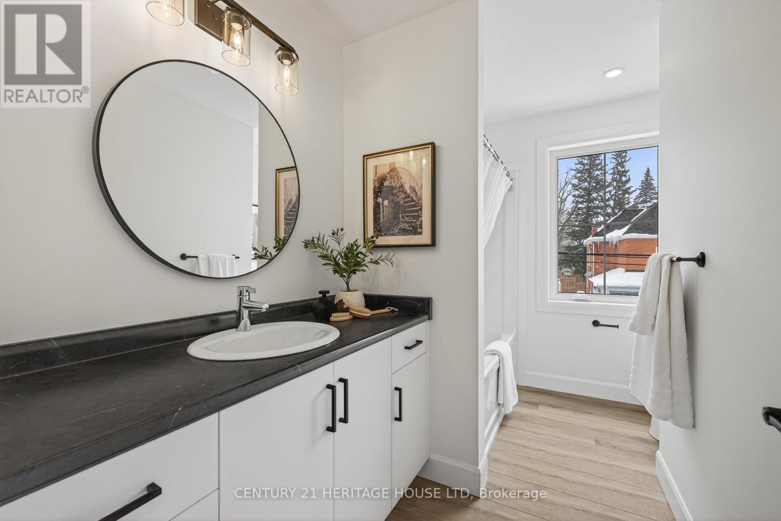 51177 Ron Mcneil Line E, Malahide (Springfield), ON - Indoor Photo Showing Bathroom