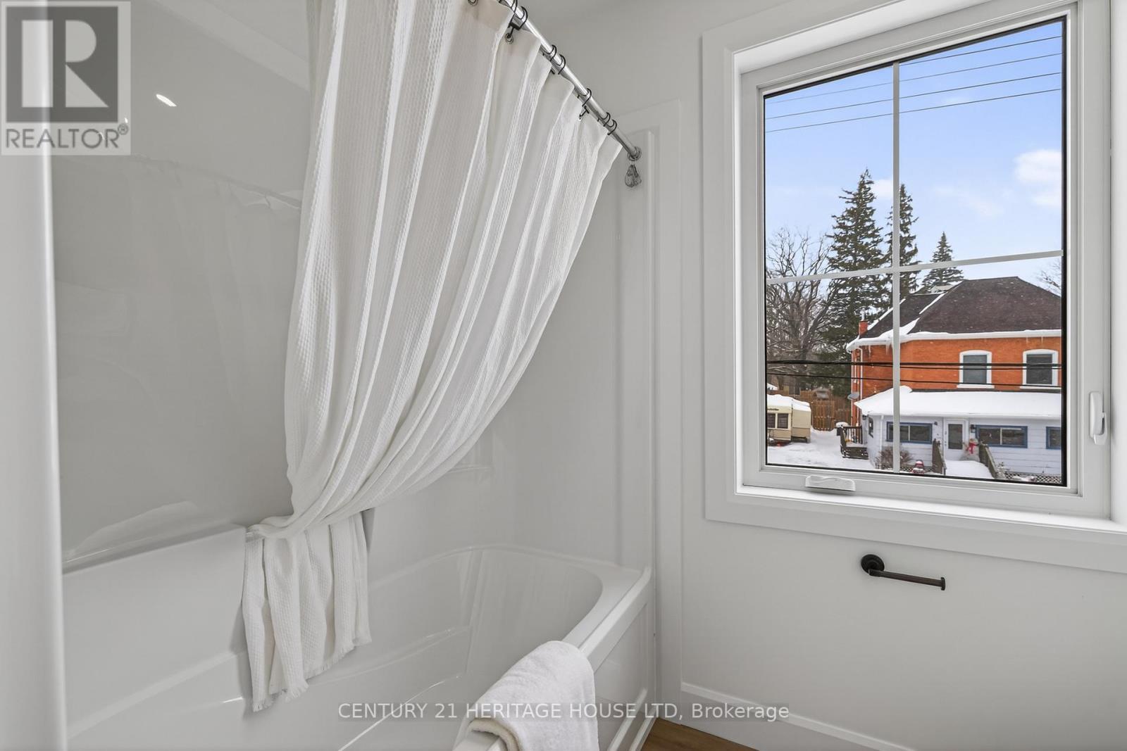 51177 Ron Mcneil Line E, Malahide (Springfield), ON - Indoor Photo Showing Bathroom