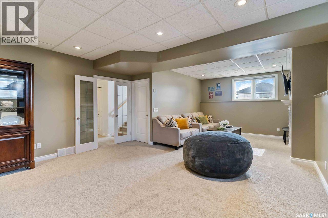 3 Briarvale Crescent, Saskatoon, SK - Indoor