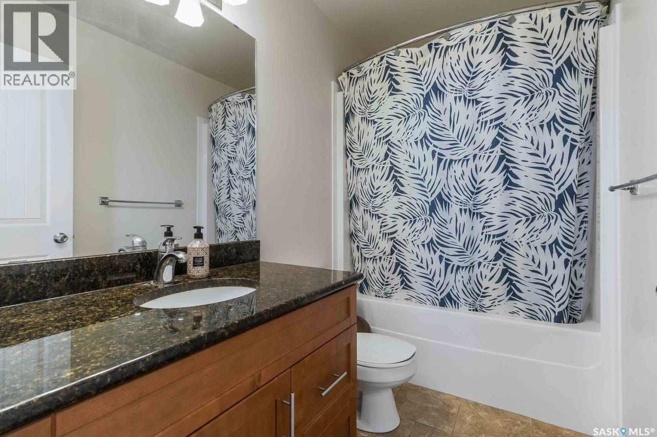 3 Briarvale Crescent, Saskatoon, SK - Indoor Photo Showing Bathroom