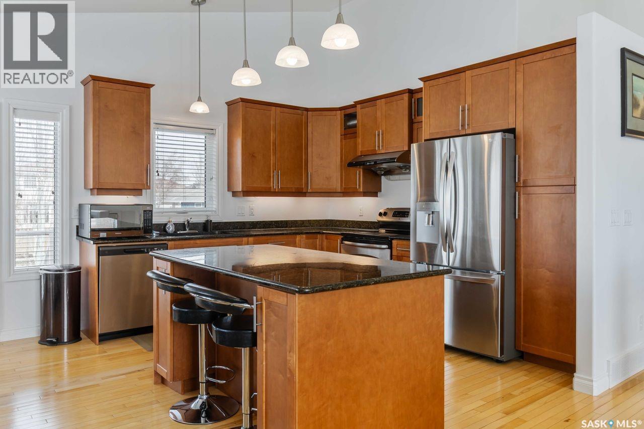 3 Briarvale Crescent, Saskatoon, SK - Indoor Photo Showing Kitchen
