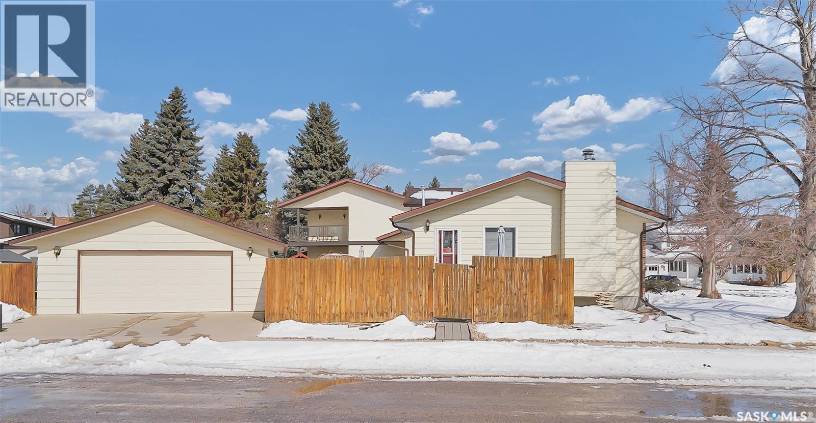 703 Candle Court, Saskatoon, SK - Outdoor