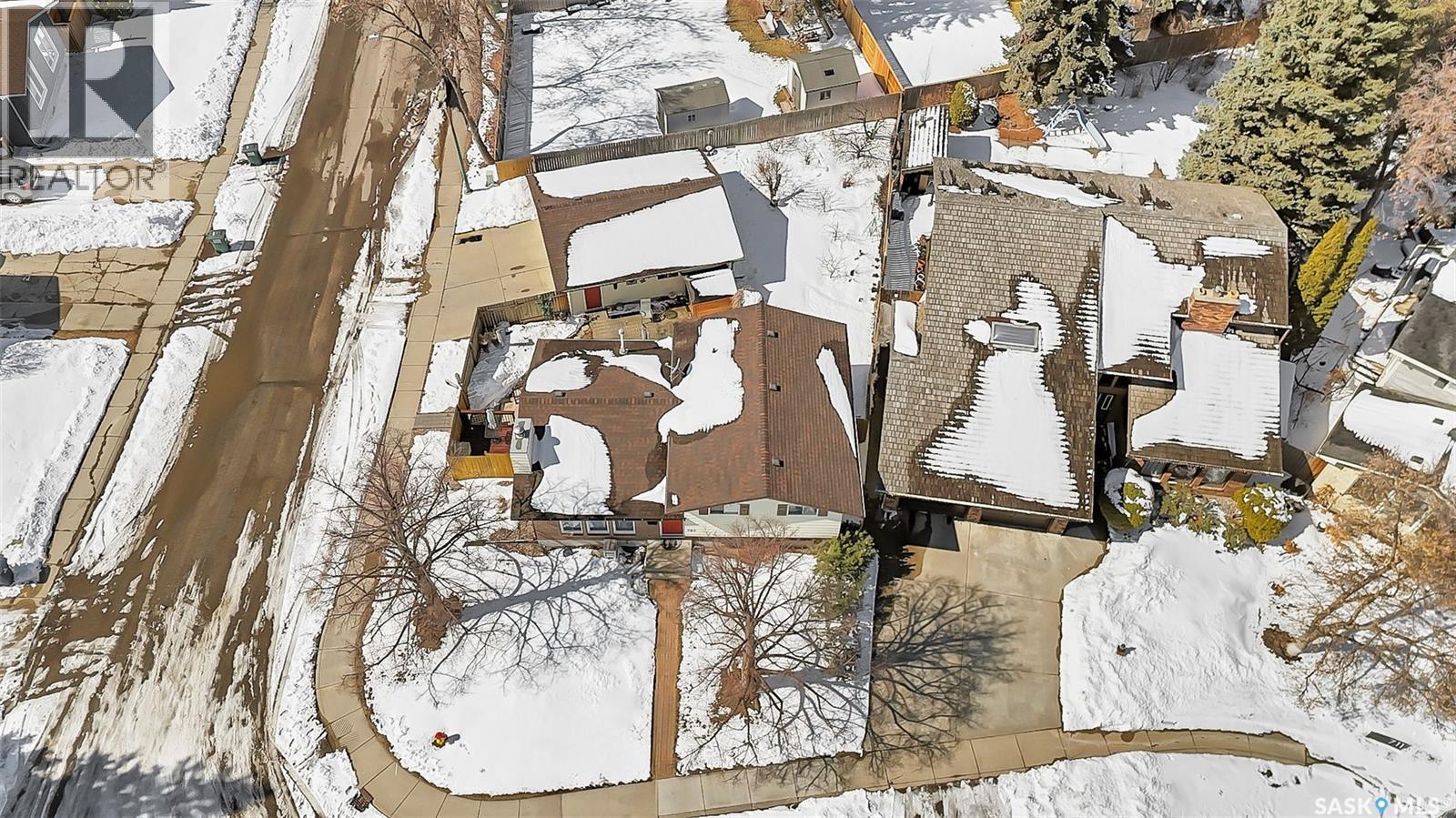 703 Candle Court, Saskatoon, SK - Outdoor