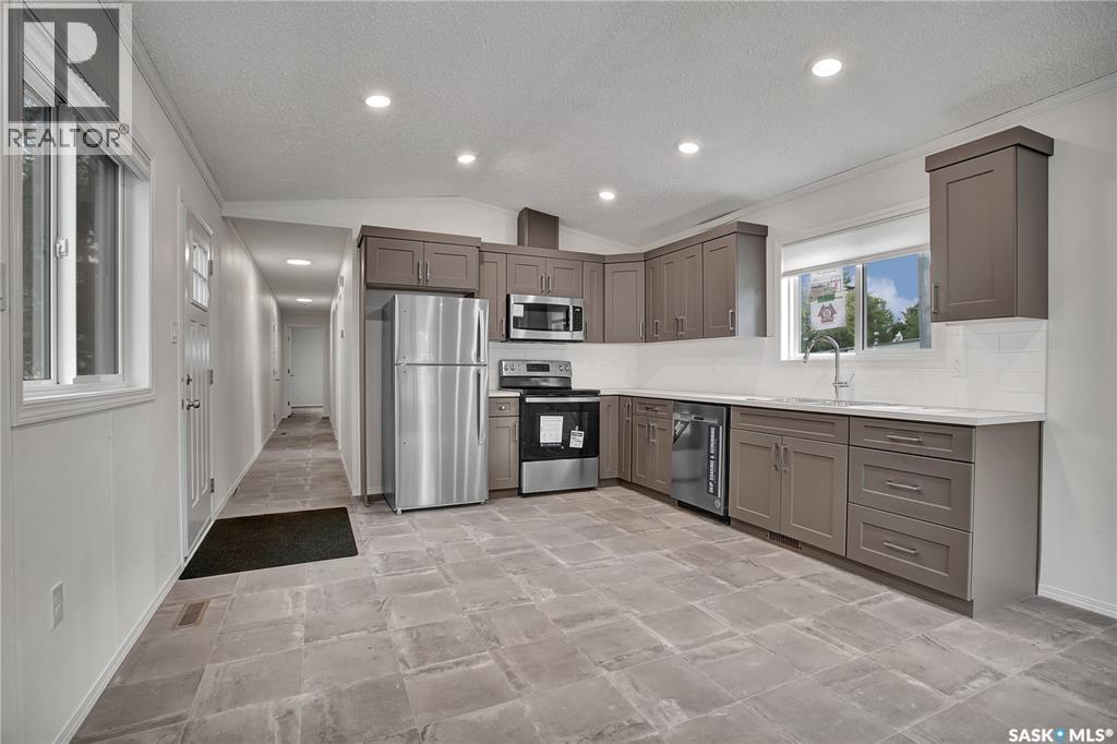 320 1524 Rayner Avenue, Saskatoon, SK