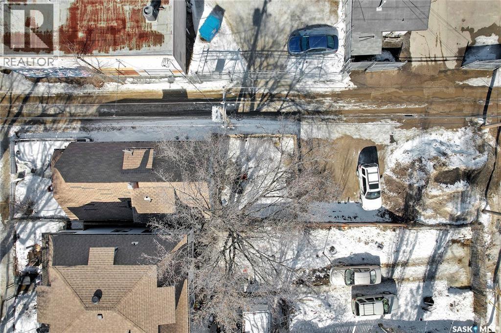 312 E Avenue S, Saskatoon, SK - Outdoor