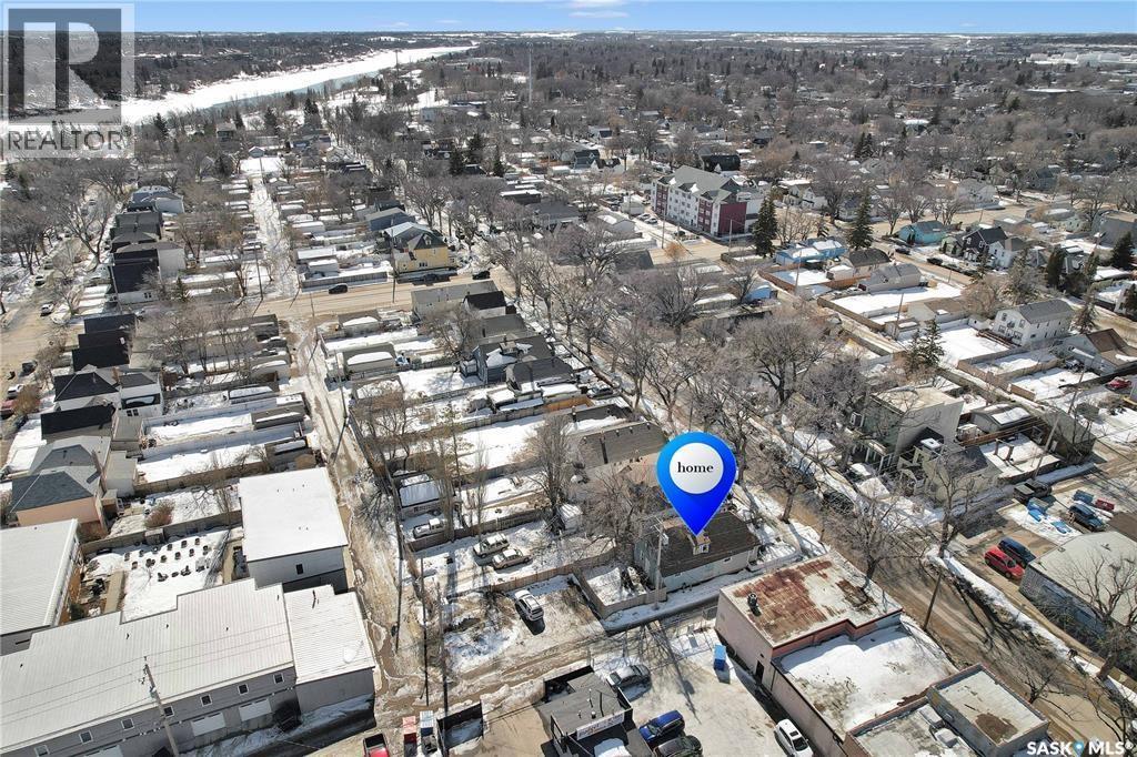 312 E Avenue S, Saskatoon, SK - Outdoor With View