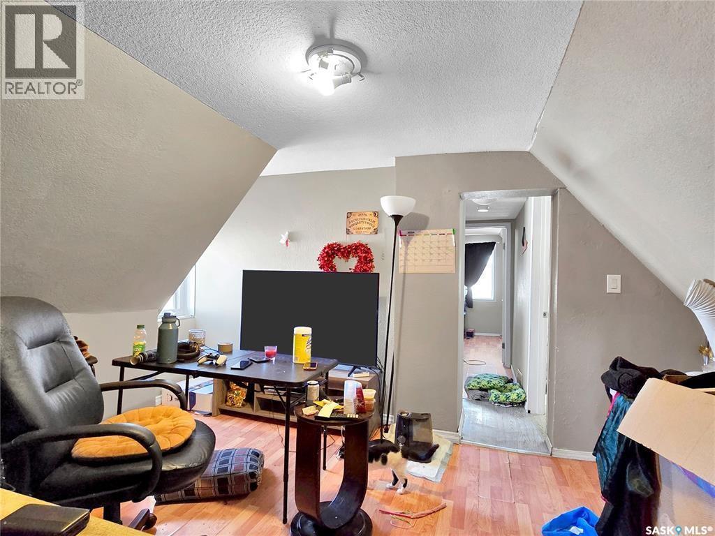 312 E Avenue S, Saskatoon, SK - Indoor Photo Showing Other Room