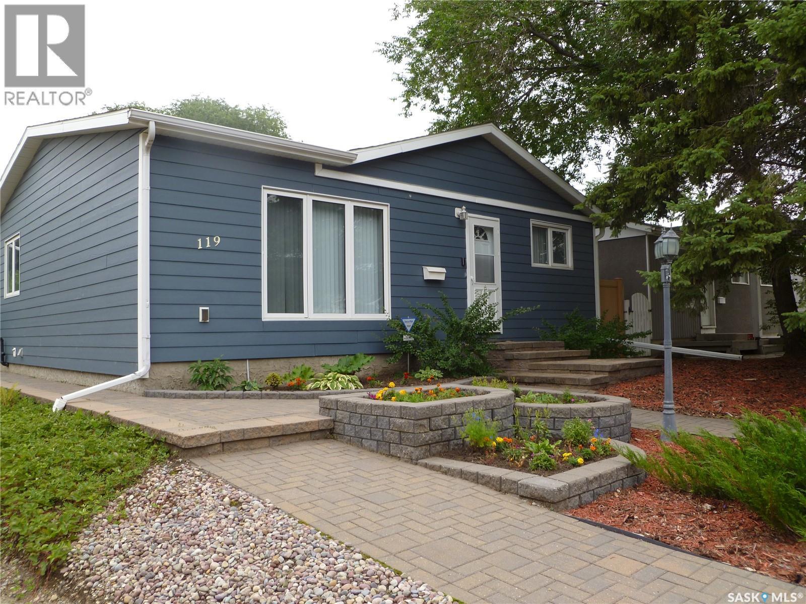 119 Spinks Drive, Saskatoon, SK - Outdoor