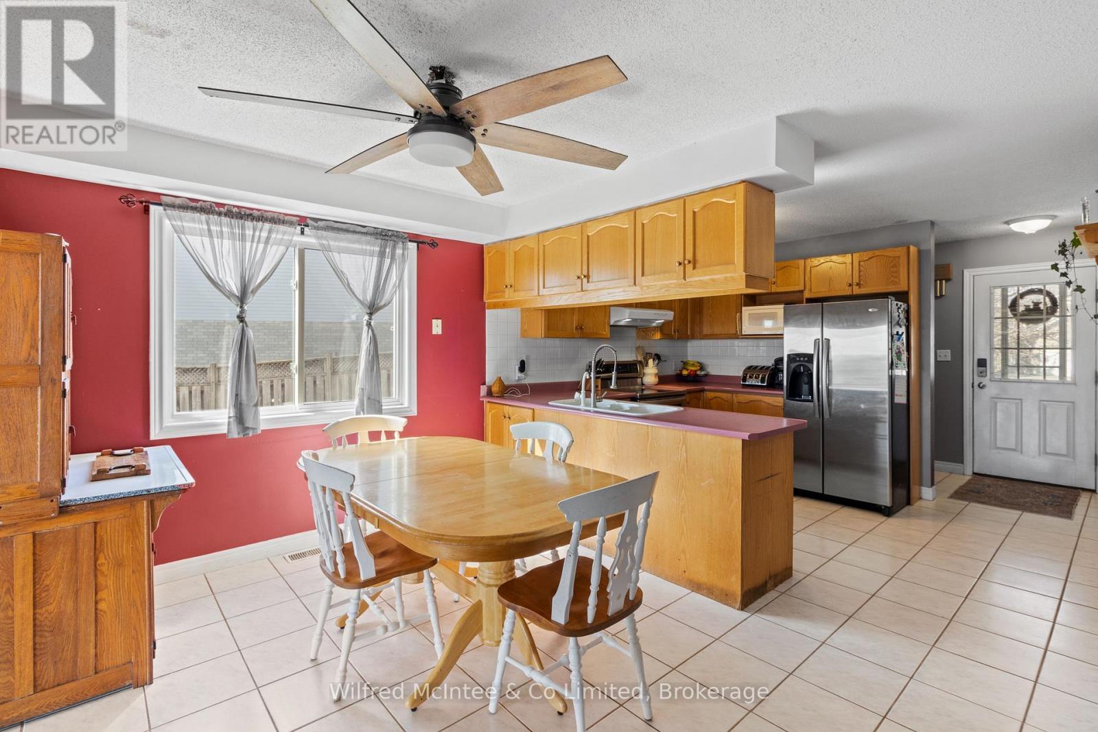 59 Dales Drive, Mapleton, ON - Indoor