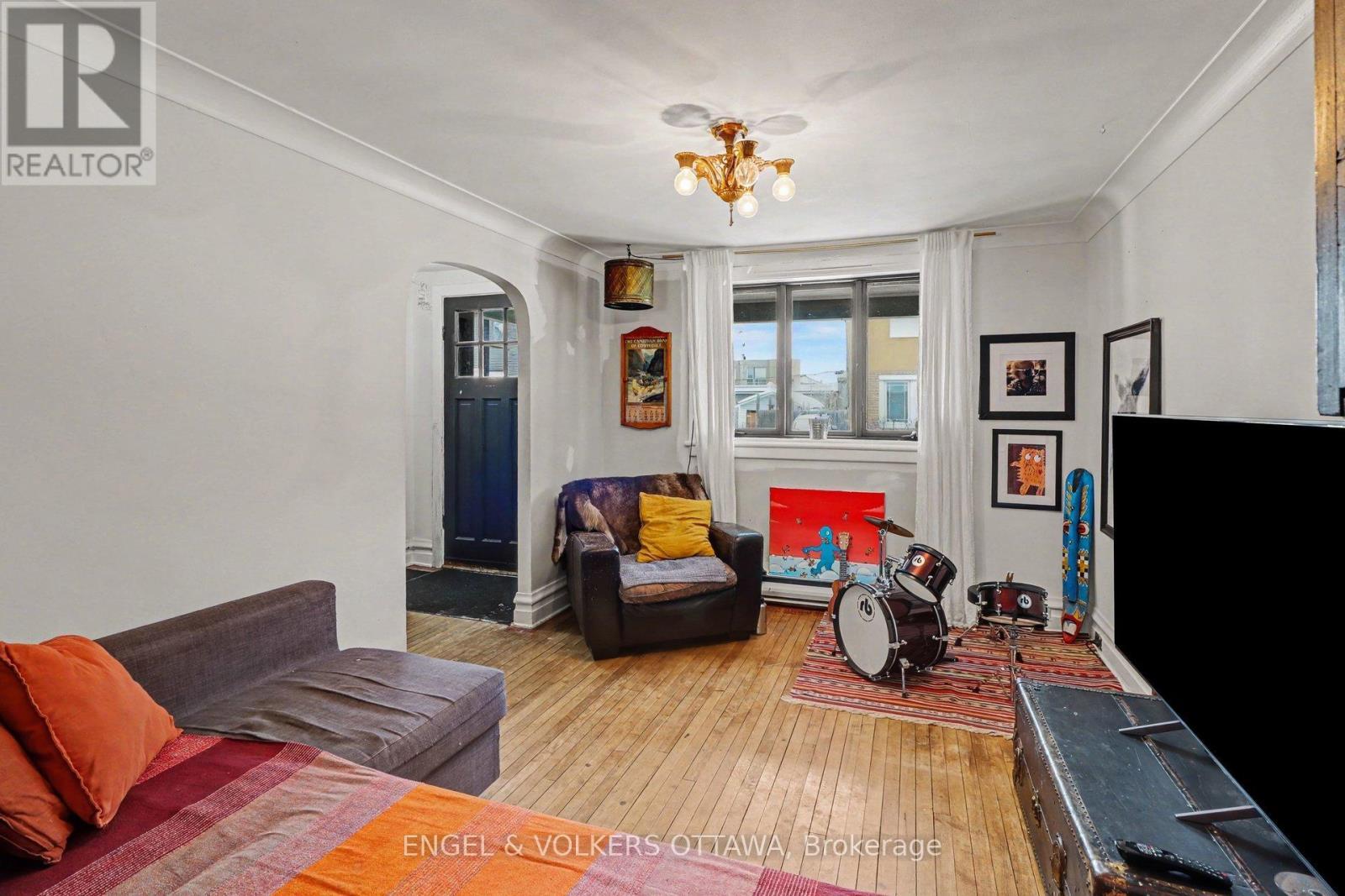 86 Pinhey Street, Ottawa, ON - Indoor