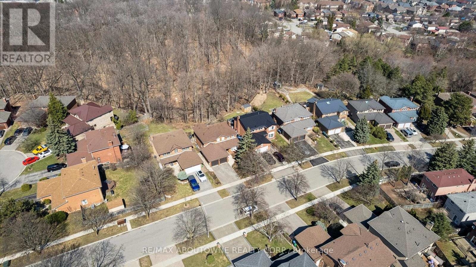 2421 Hargood Place, Mississauga, ON - With View