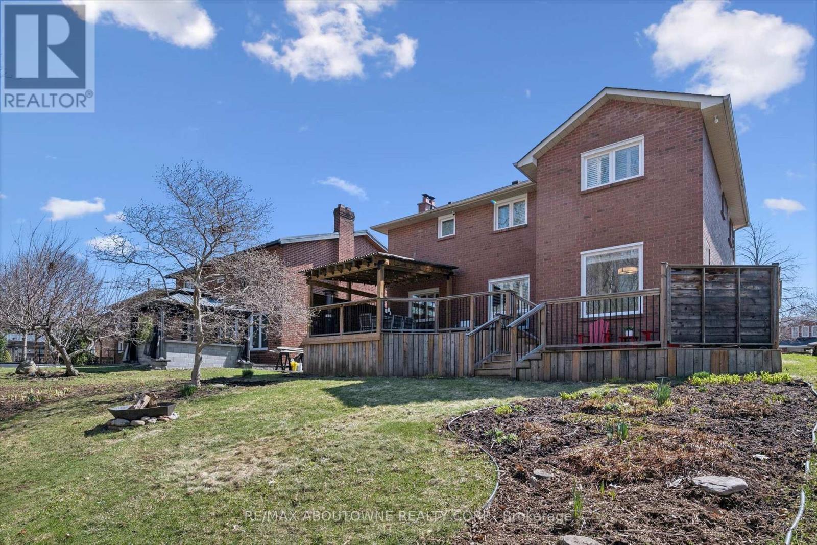 2421 Hargood Place, Mississauga, ON - Outdoor With Deck Patio Veranda