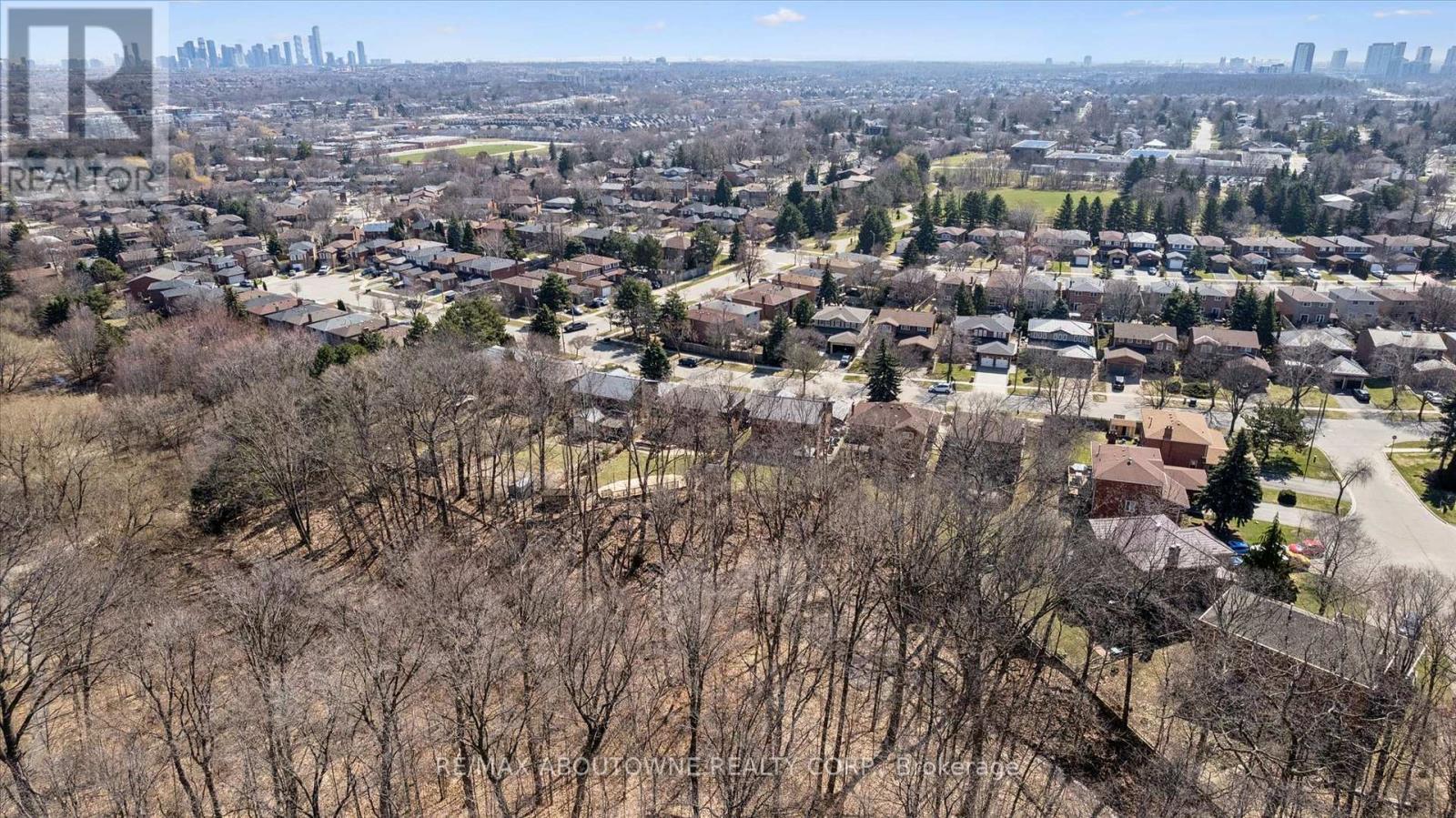 2421 Hargood Place, Mississauga, ON - Outdoor With View